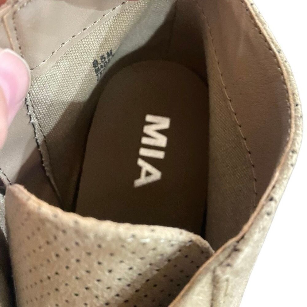 MIA Women's Cristie Sneaker Wedge Shoes size 8.5 - Picture 8 of 8